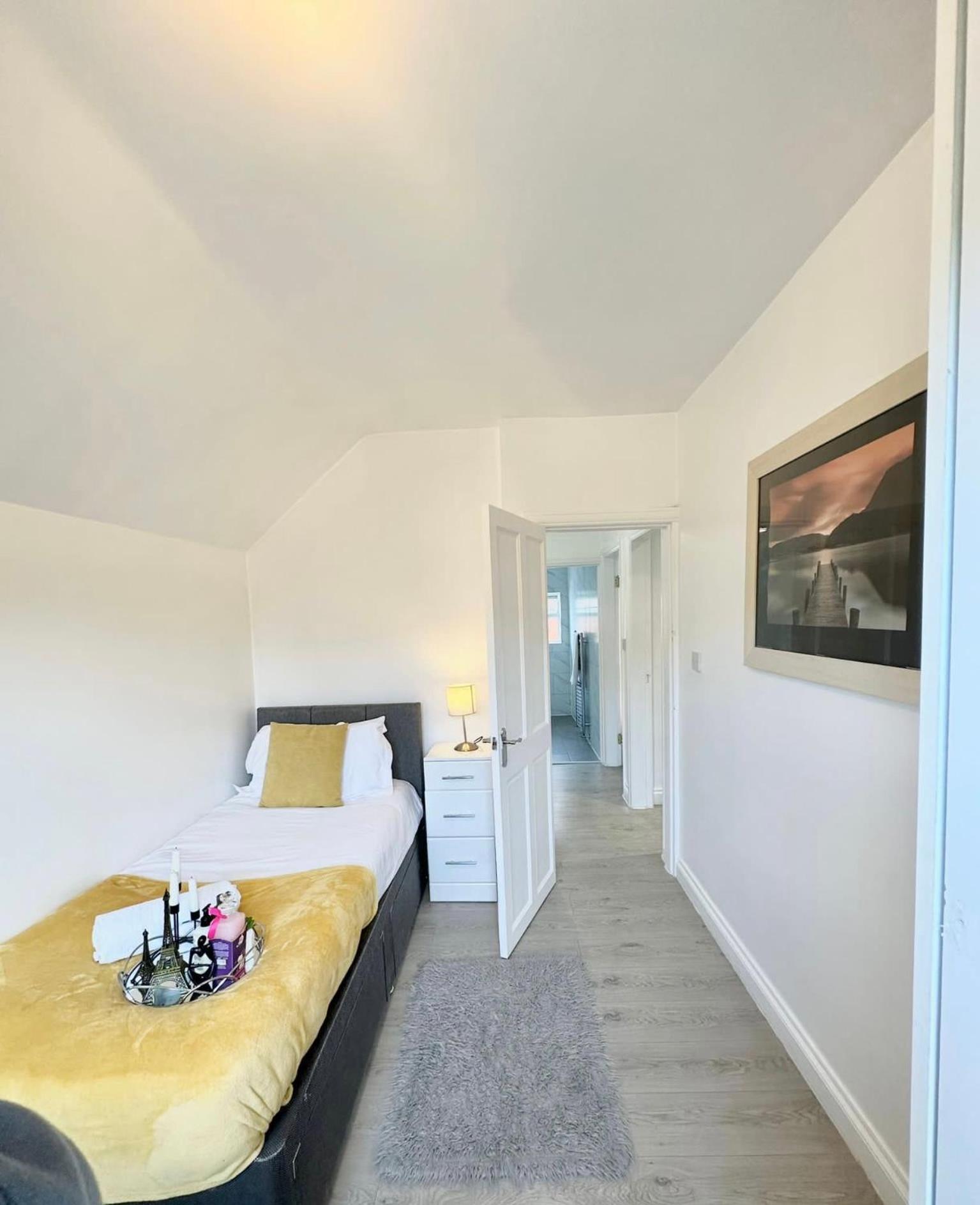 Luxurious Family Home In West Midlands Northfield Kültér fotó